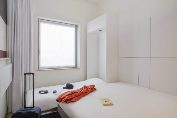 triple bedroom